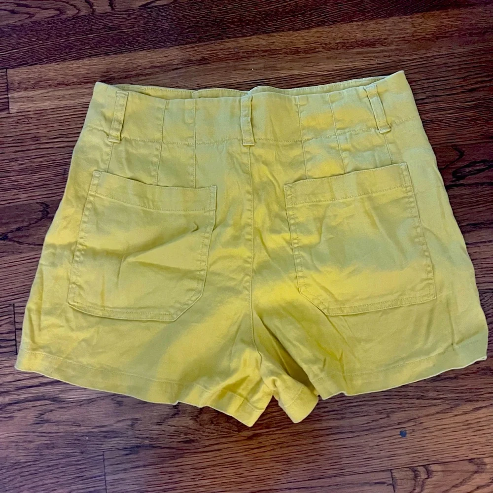 ANTHROPOLOGIE Maeve Collette Shorts- Marigold (size 31) - Picture 2 of 3